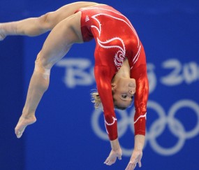 开云APP-鹈鹕VS奇才，文班亚马掌舵比赛洪流，唯一性天赋主宰胜负天平