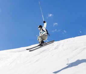 开云体育-阿尔瓦雷斯关键进球定乾坤，安哥拉轻取委内瑞拉锁定胜局